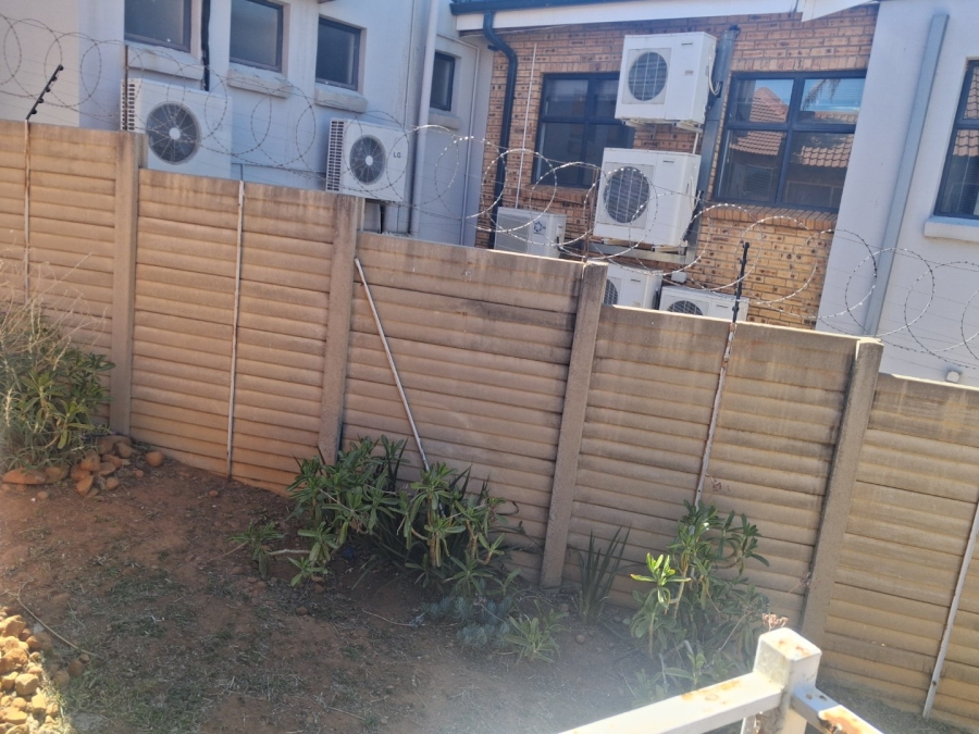 To Let 2 Bedroom Property for Rent in Langenhovenpark Free State